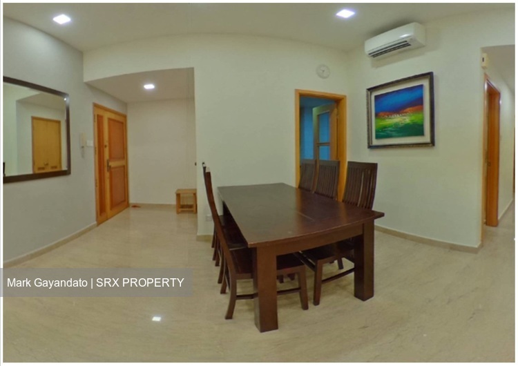 Faber Crest thumbnail photo